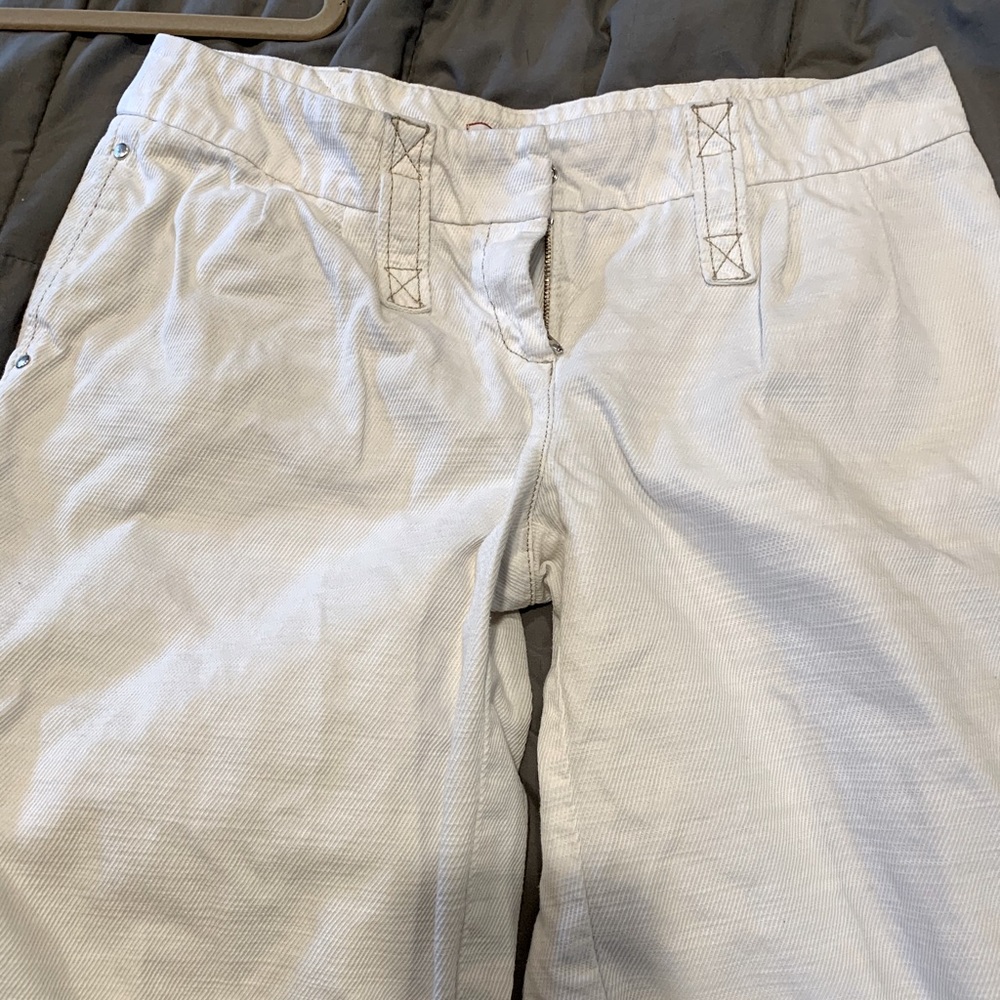Max & co white shorts size 12 in guc